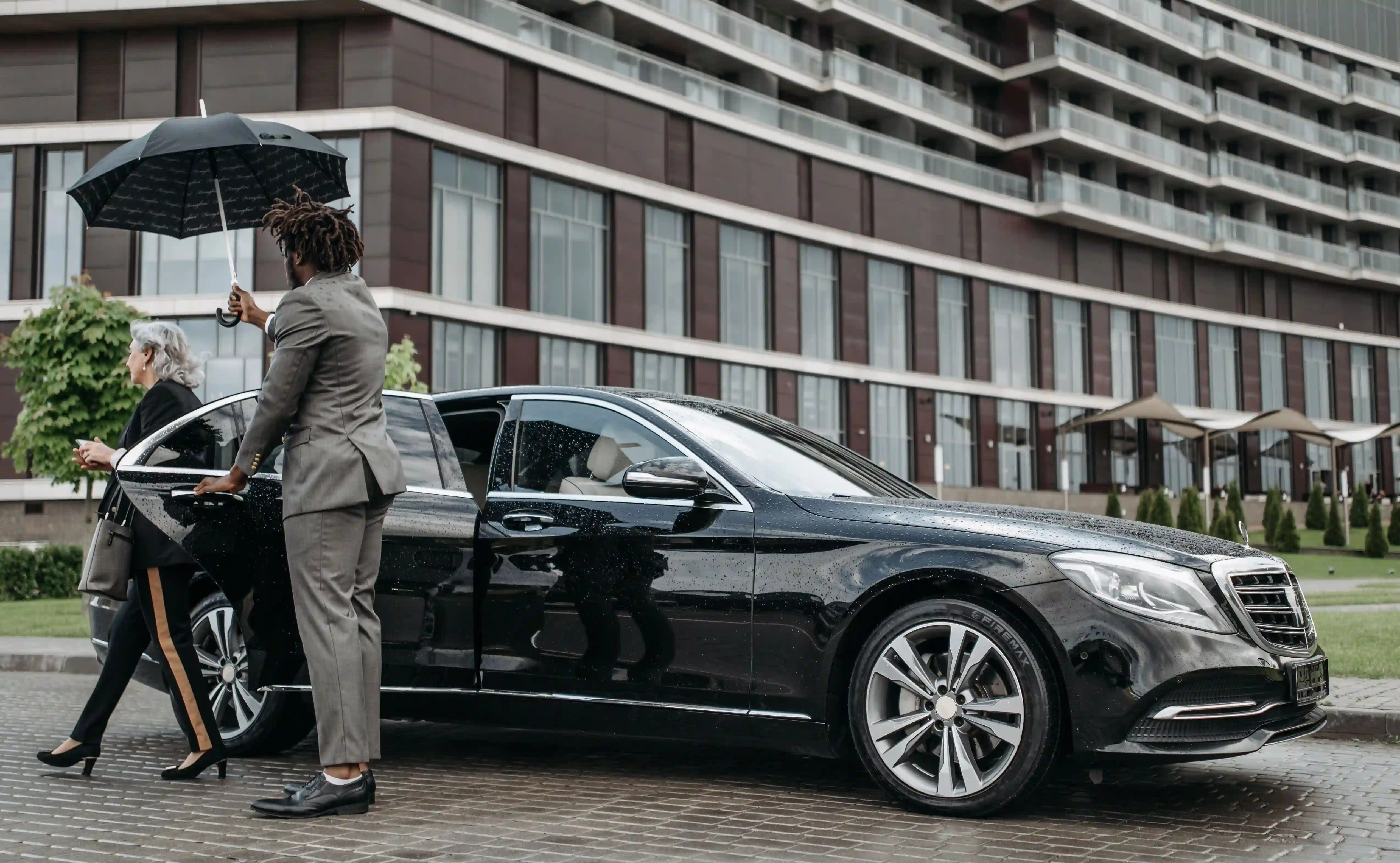 Executive Taxi Durham, Luxury transport for your convenience and comfort